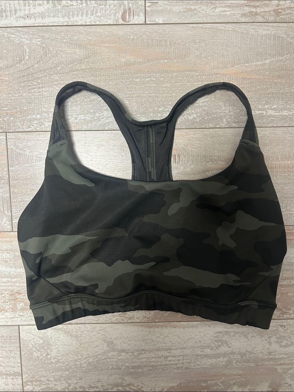 Athleta Camo Racerback Sports Bra in Olive and Black Size Small
